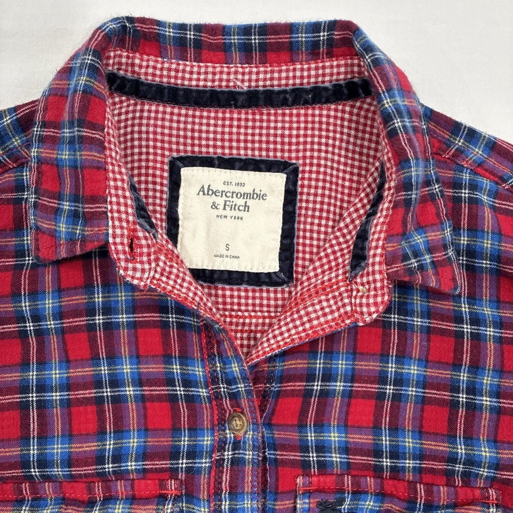 Abercrombie & Fitch Shirt Womens Small Red Flannel Button up Plaid - Picture 3 of 12